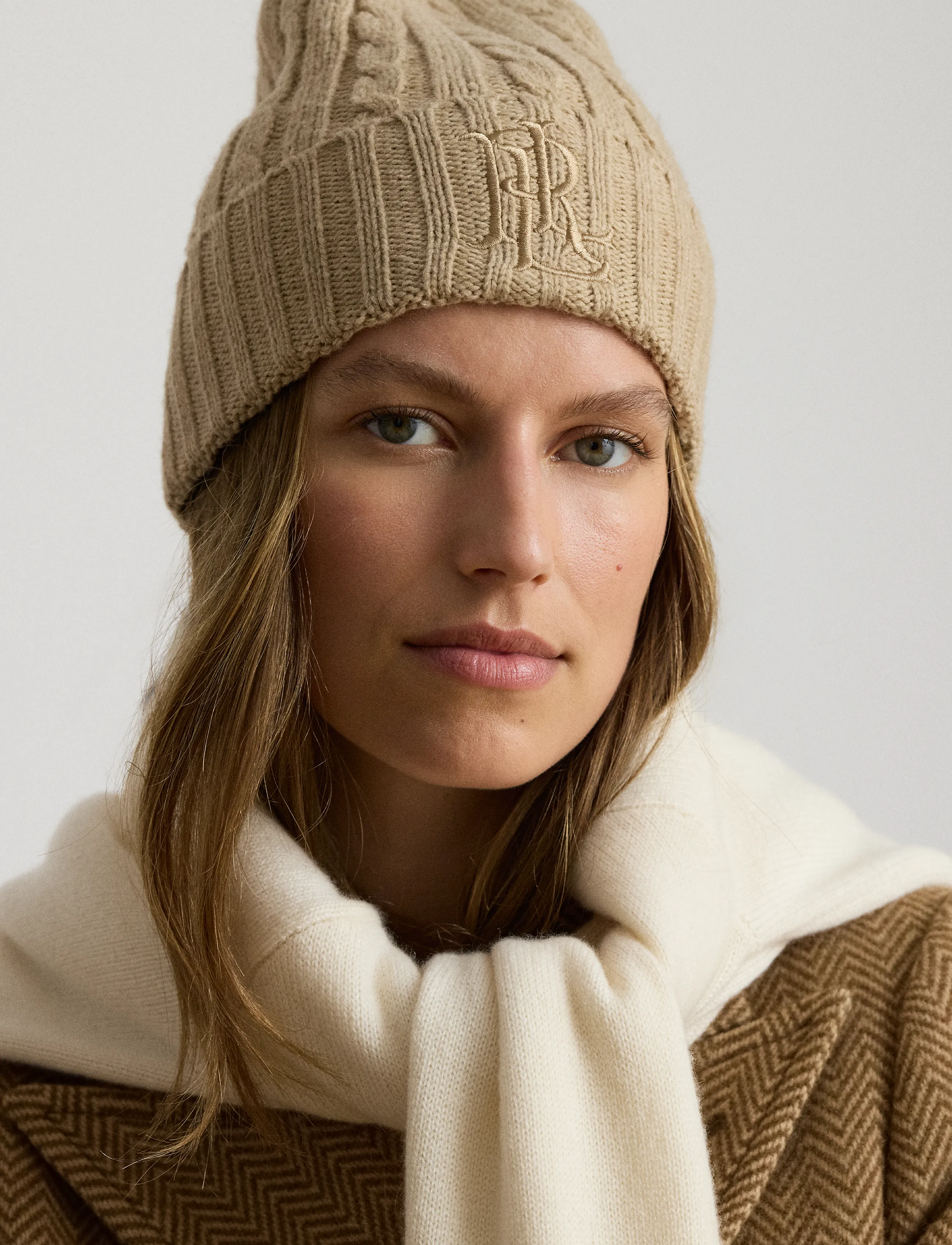 Lauren Ralph Lauren Embroidered-Logo Cable-Knit Beanie - Ralph Lauren - BIRCH TAN / beige