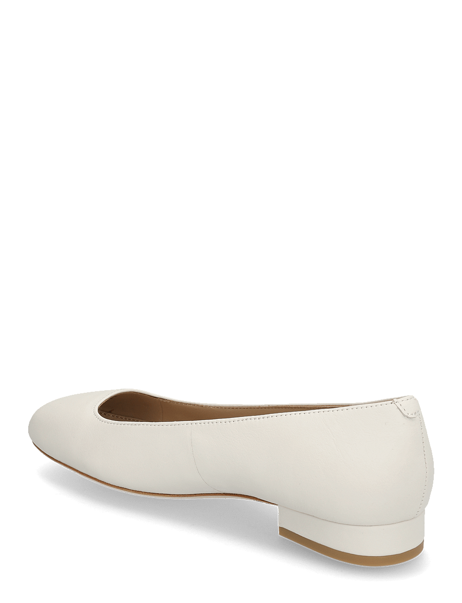 Lauren Ralph Lauren - Emellie Nappa Leather Ballet Flat - confirmation - soft white - 2