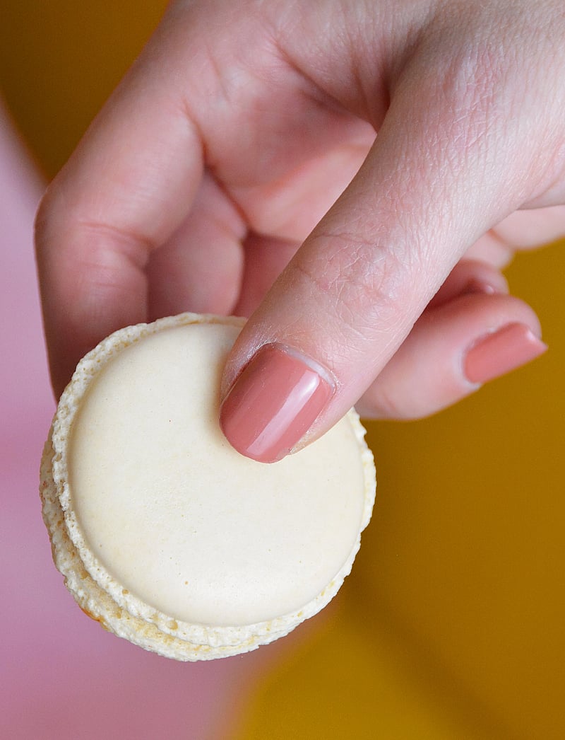 Le Mini Macaron - Single Gel Polish ROSE BUTTERCREAM - makeup - rose buttercream - 2