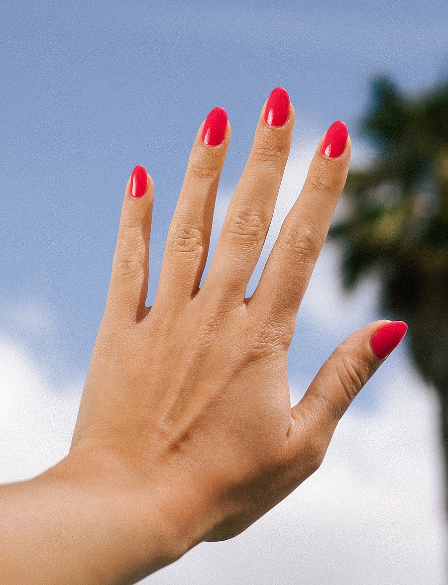 Le Mini Macaron - Single Gel Polish SWEET CHERRY - makeup - sweet cherry - 0