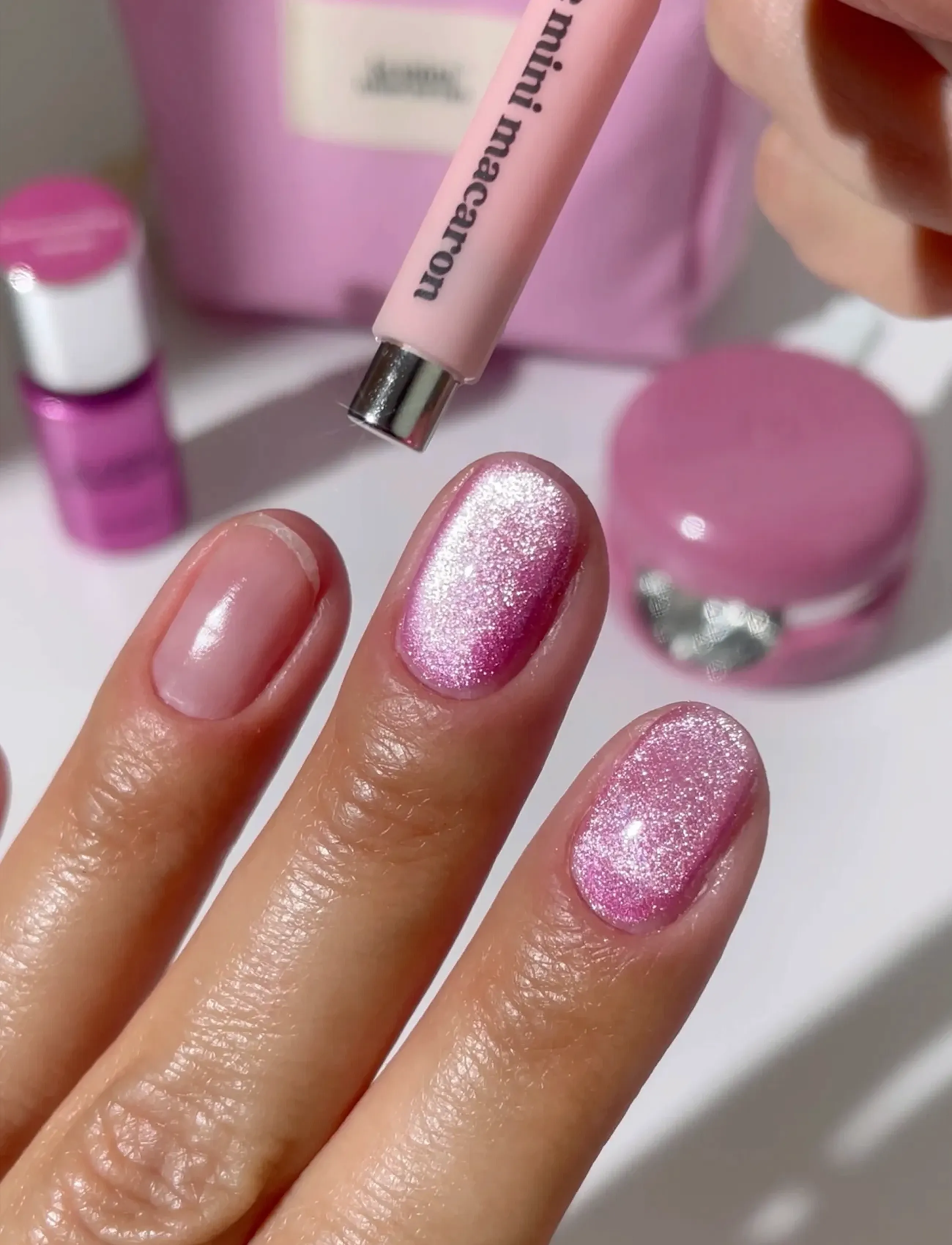 Le Mini Macaron Gel Manicure Kit, Velvet Cat Eye, Travel Kit, One Size, Pink, Alle Sæt > Makeup-Sæt, Dame