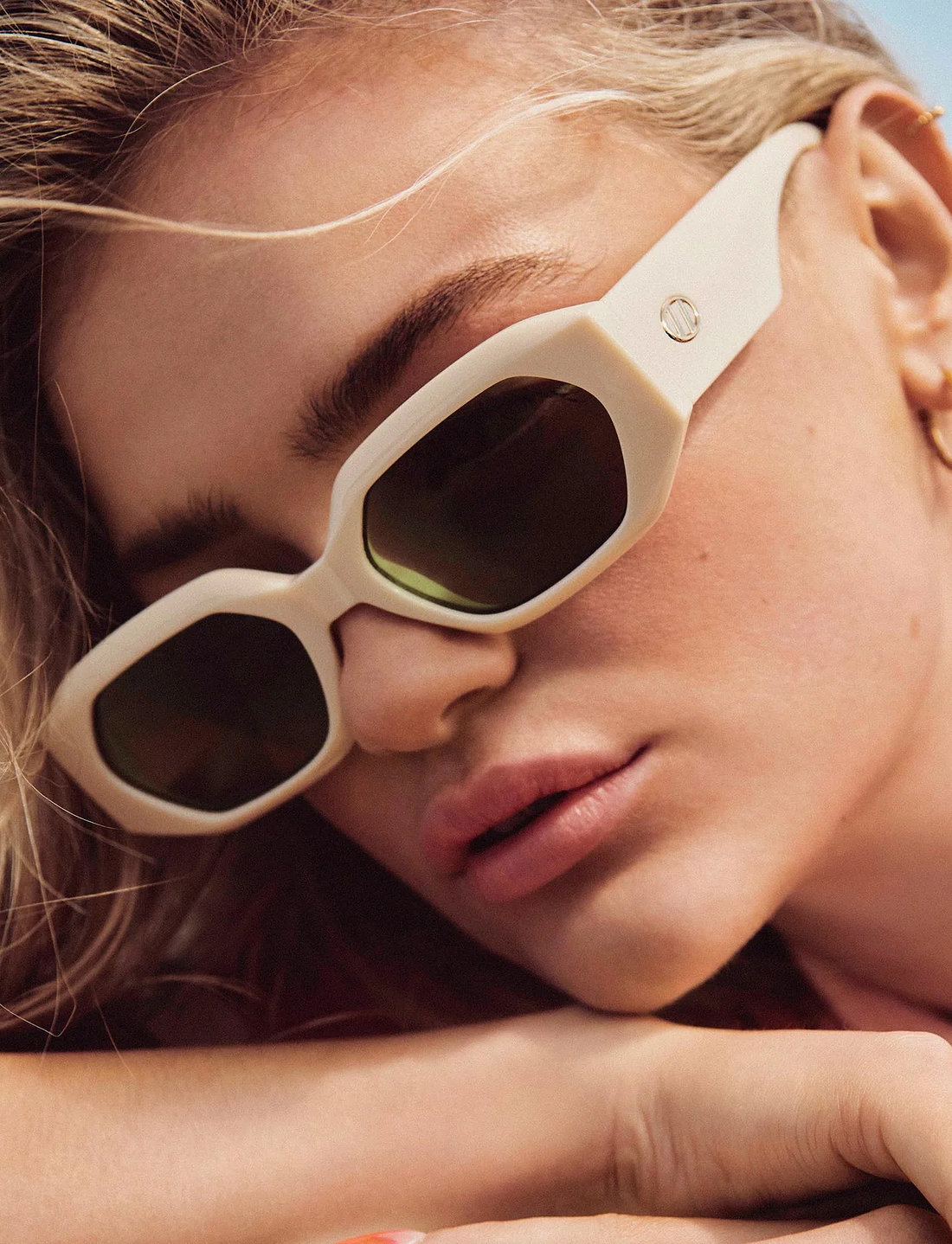 Buy le specs sunglasses top online