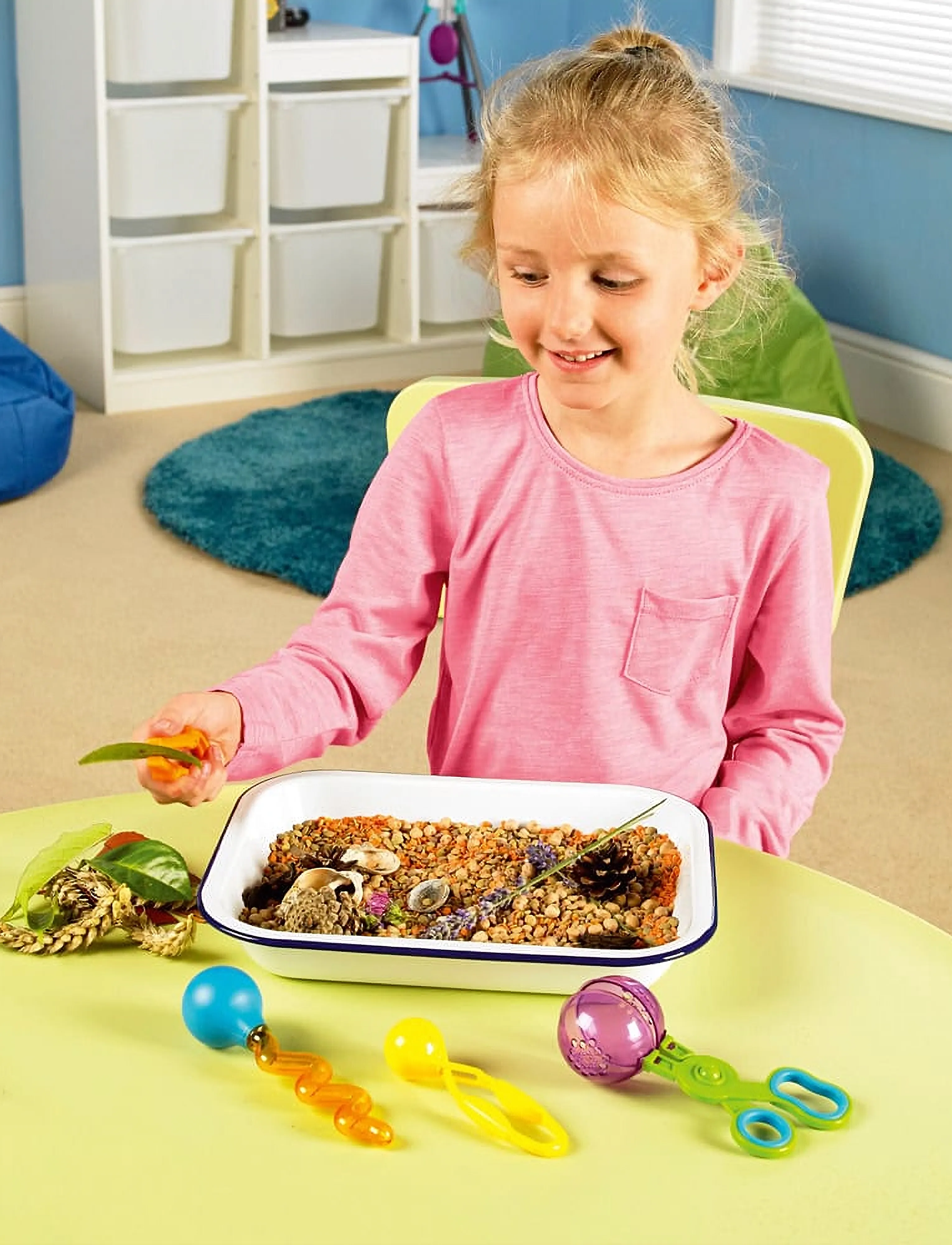 Learning Resources - Helping Hands Fine Motor Tool Set™ - multi coloured - 4