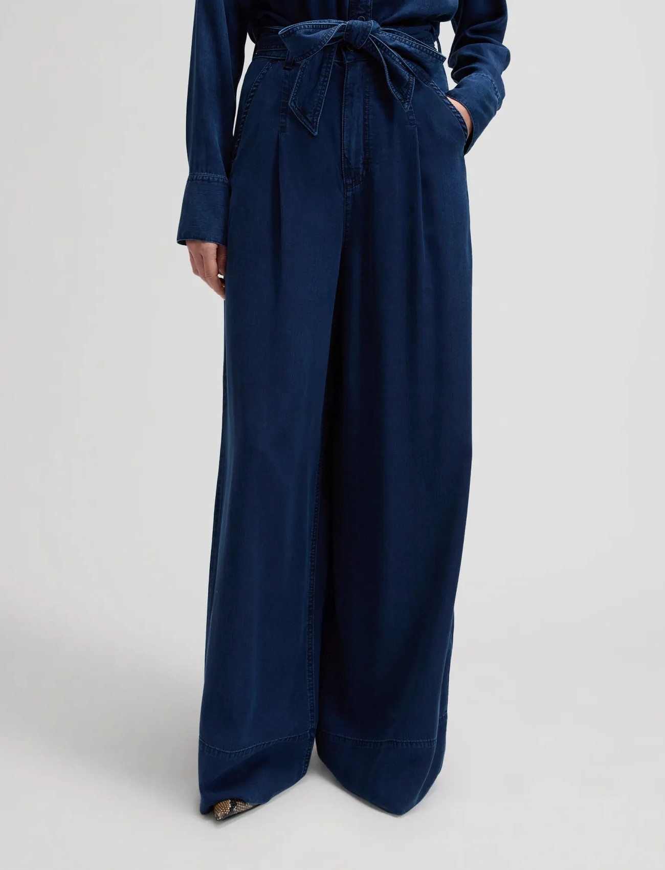 Lee Jeans Pleated Wide Leg - Navy - 25 x 31 2