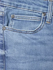 Lee Jeans - SCARLETT - skinny jeans - mid conversation - 2