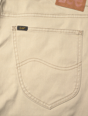 Lee Jeans - DAREN ZIP FLY - regular piegriezuma džinsa bikses - kansas city khaki - 4