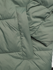 Lee Jeans - PUFFER JACKET - winter jackets - fort green - 4