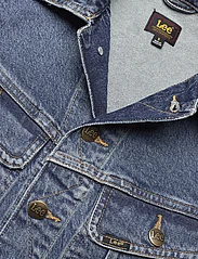 Lee Jeans - SLEEVELESS RIDER JKT - denim vests - classic indigo - 2