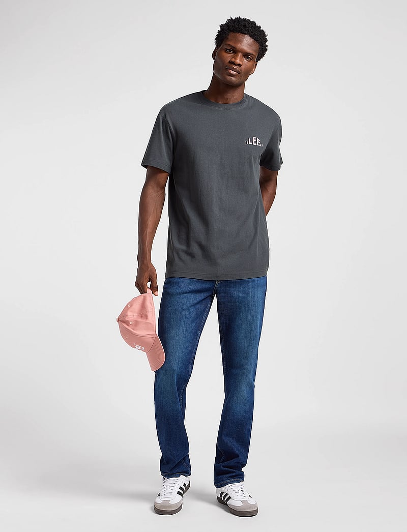 Lee Jeans - Regular Logo Tee - kurzärmelig - washed black - 3