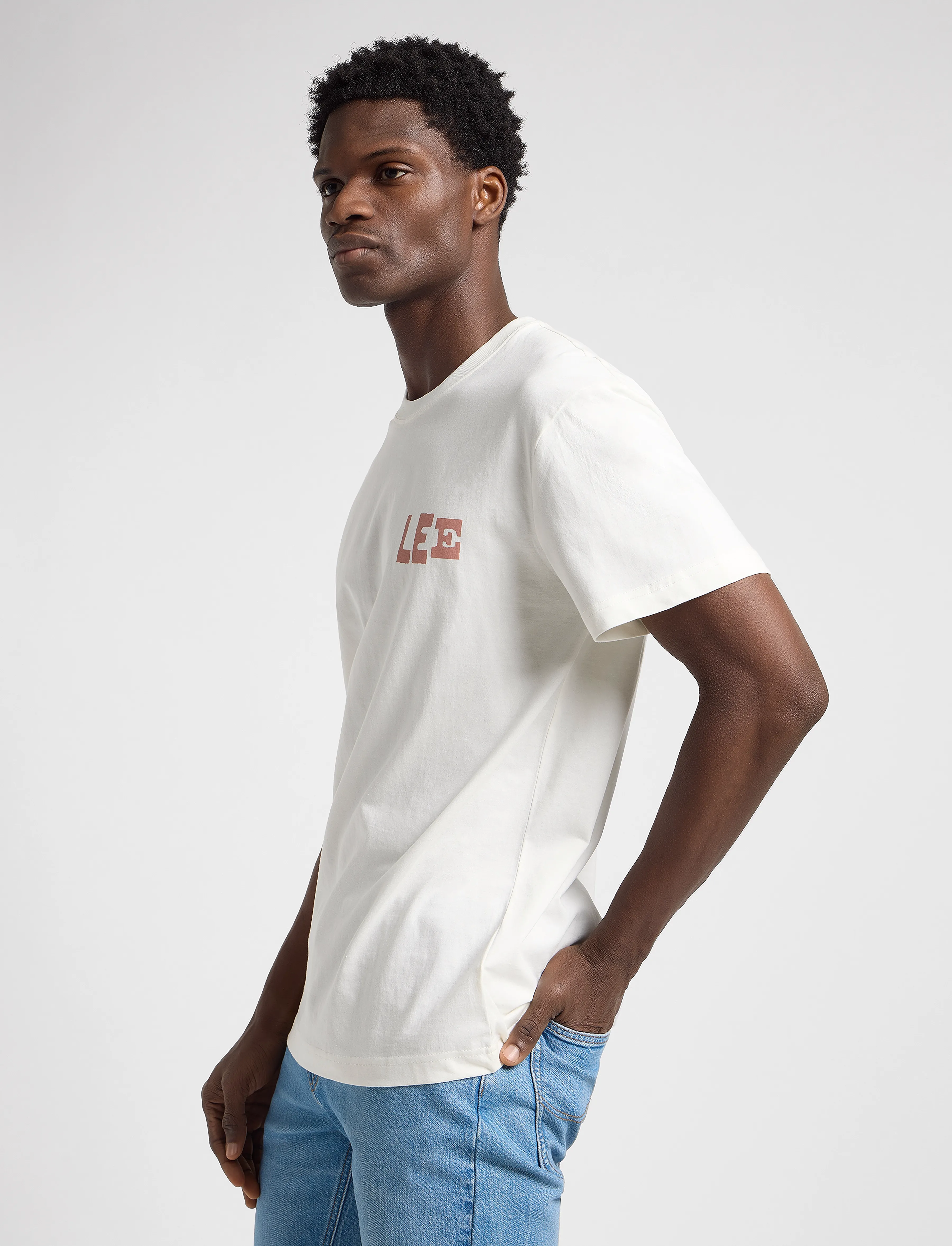 Lee Jeans - Relaxed Graphic Tee - ecru - 4