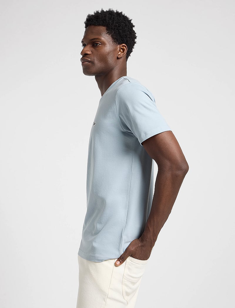 Lee Jeans - Ss Patch Logo Tee - kortærmede t-shirts - concrete gray - 5