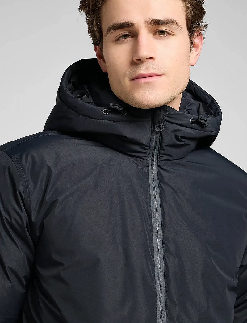 Lee Jeans - HOODED SHORT PUFFER - winterjacken - black - 5