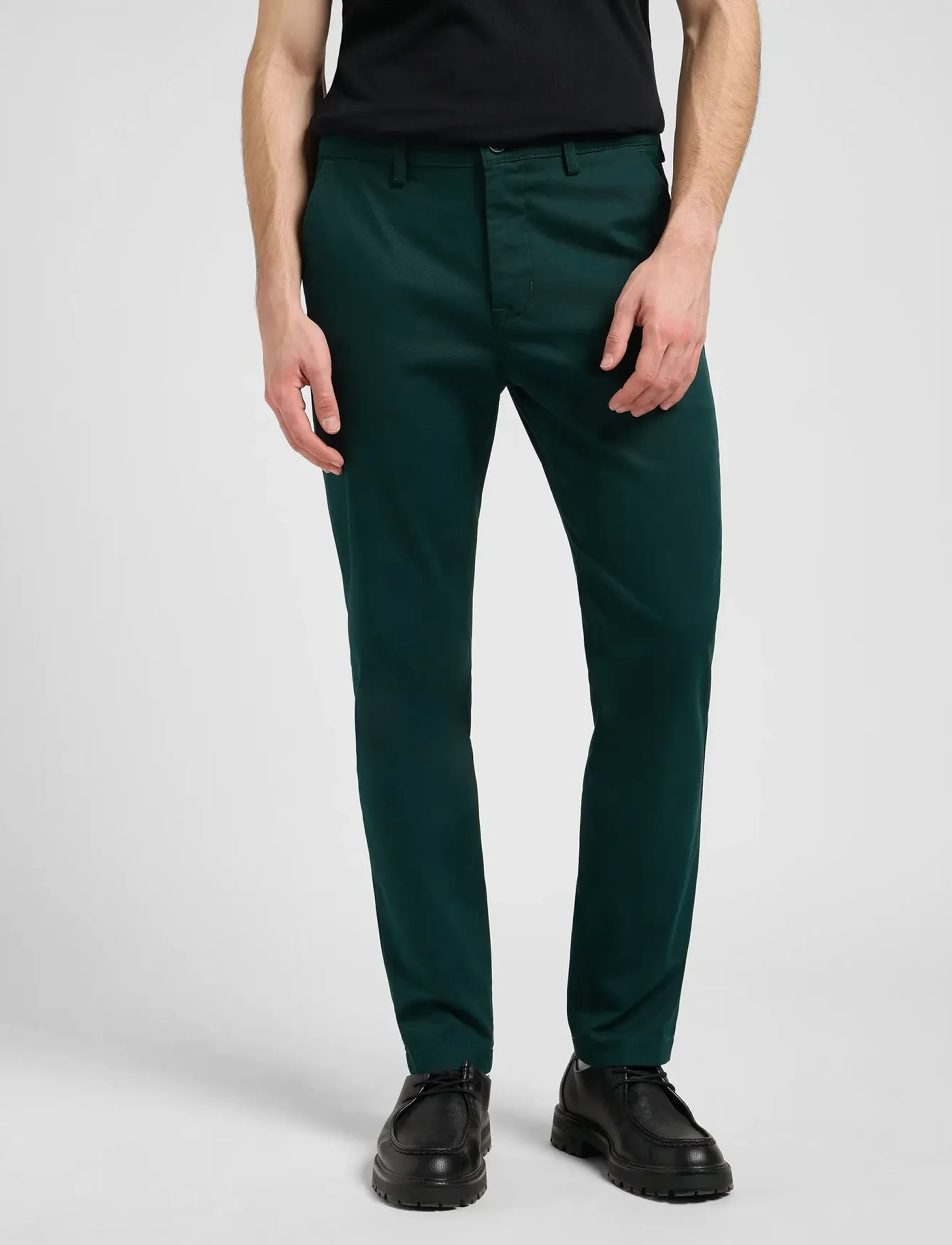 Slim Chino