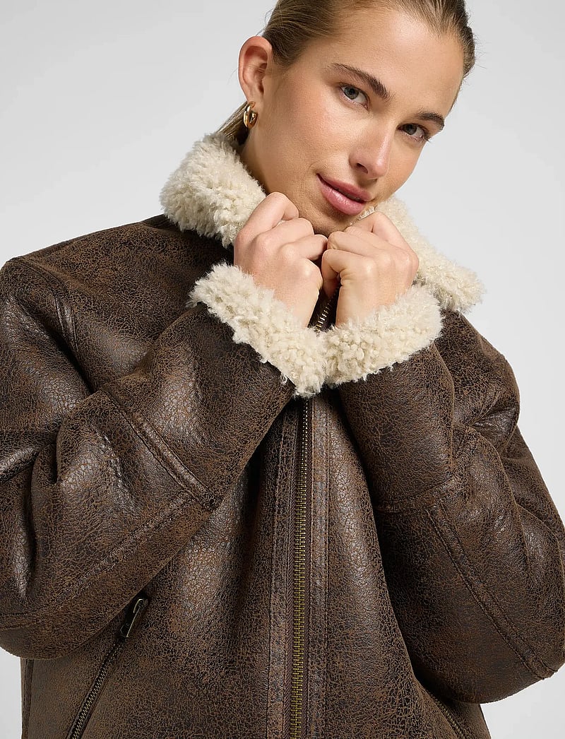 Lee Jeans - AVIATOR JACKET - frühlingsjacken - luxe brown - 5