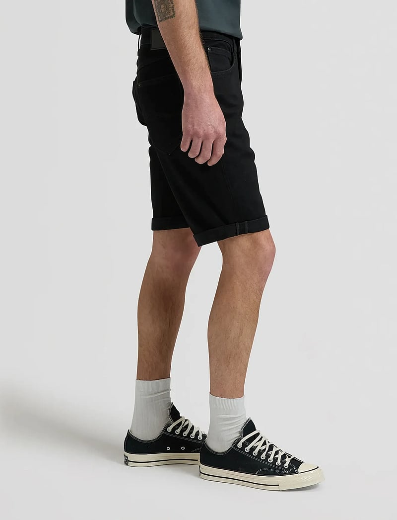 Lee Jeans - 5 POCKET SHORT - casual shorts - clean black - 4