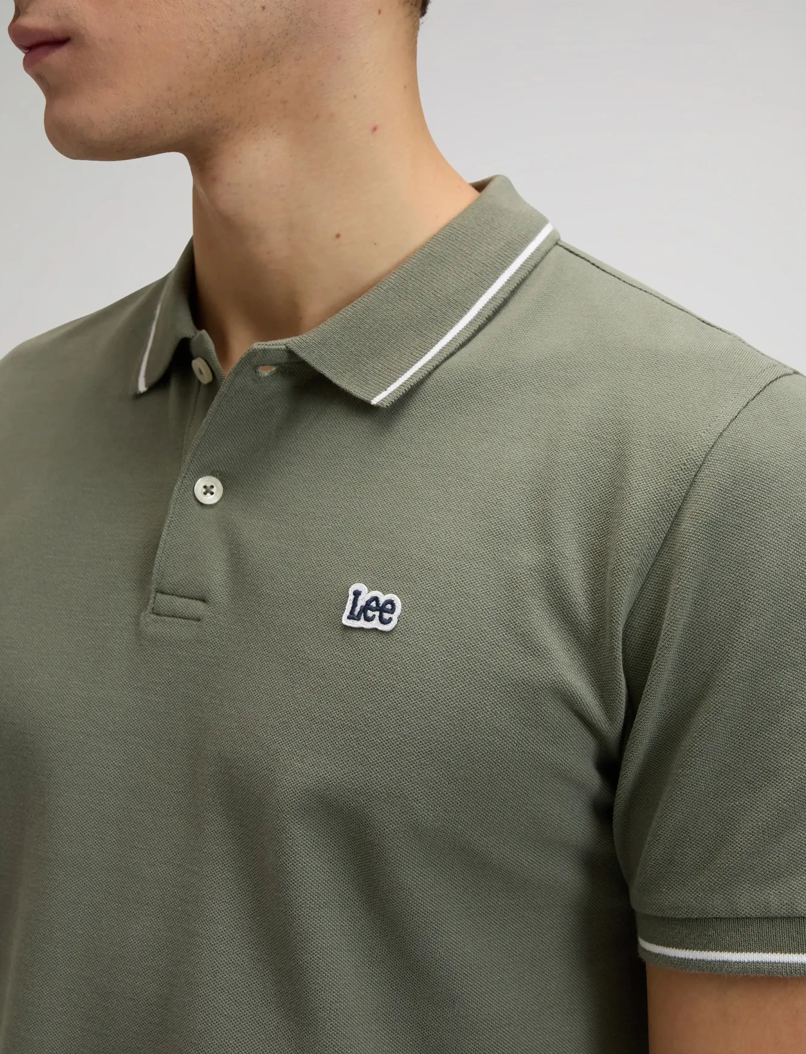 Lee Jeans - PIQUE POLO - lühikeste varrukatega polod - lichen olive - 5