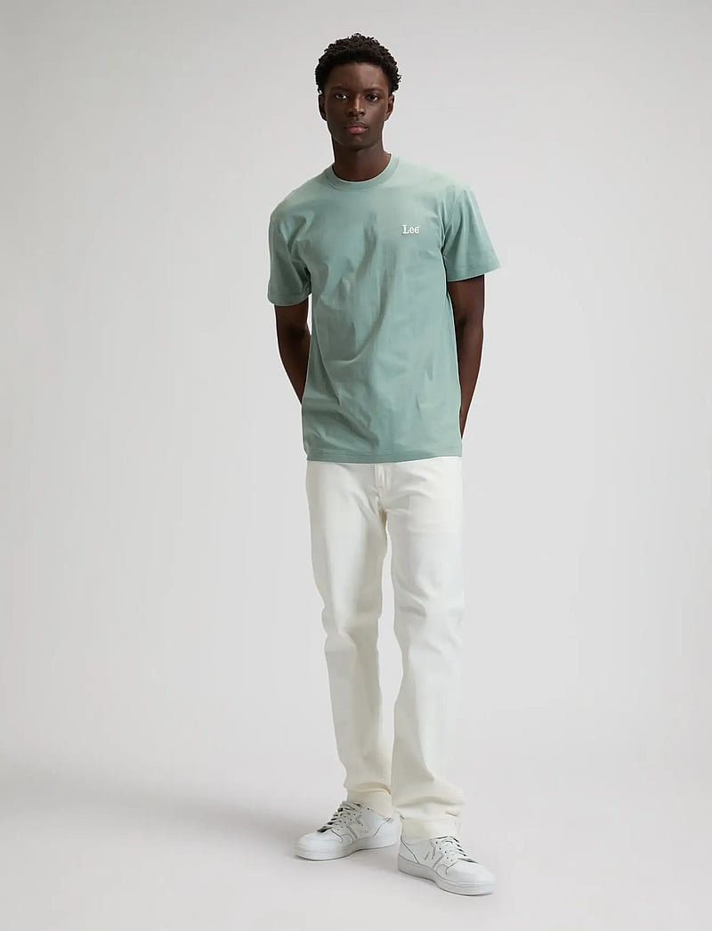 Lee Jeans - SS SMALL LOGO TEE - kortærmede t-shirts - desert sage - 3