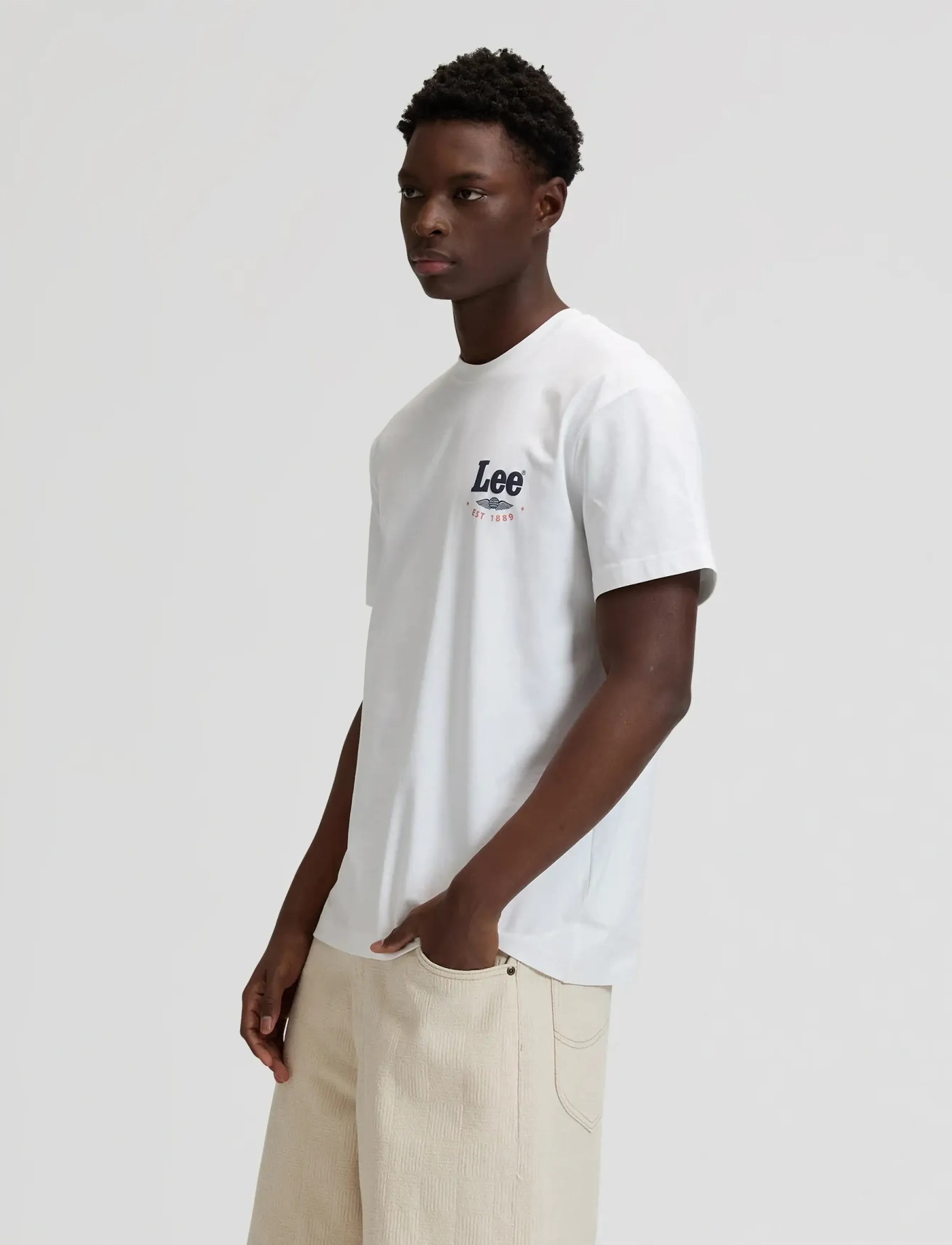 Lee Jeans - STAMP LEE TEE - kortärmade t-shirts - bright white - 5