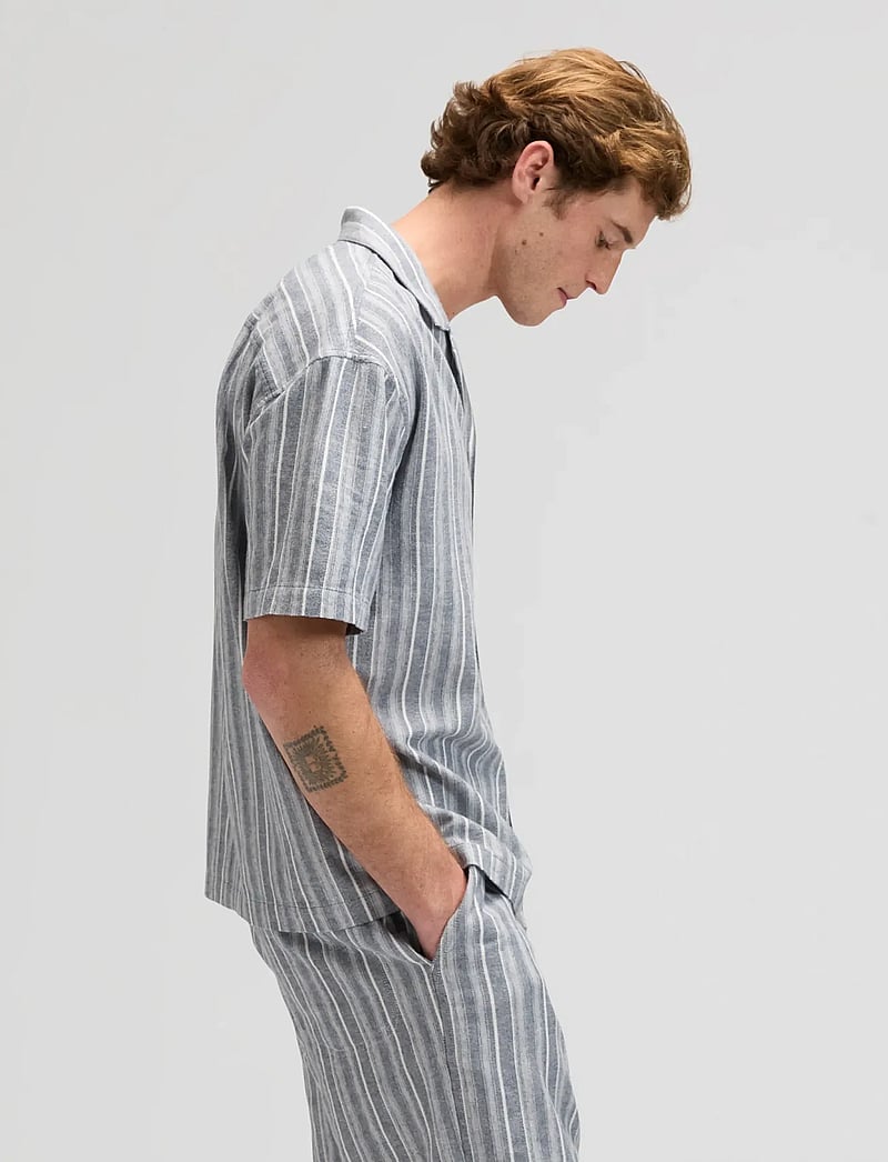 Lee Jeans - CLEAN RESORT SHIRT - denimskjorter - mood indigo natural str - 4