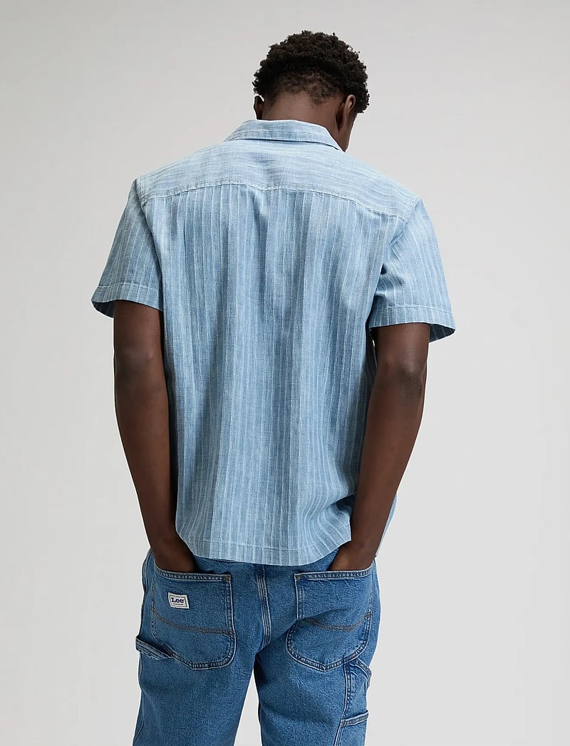 Lee Jeans - NOVELTY RESORT SHIRT - denimskjorter - mid wash - 2