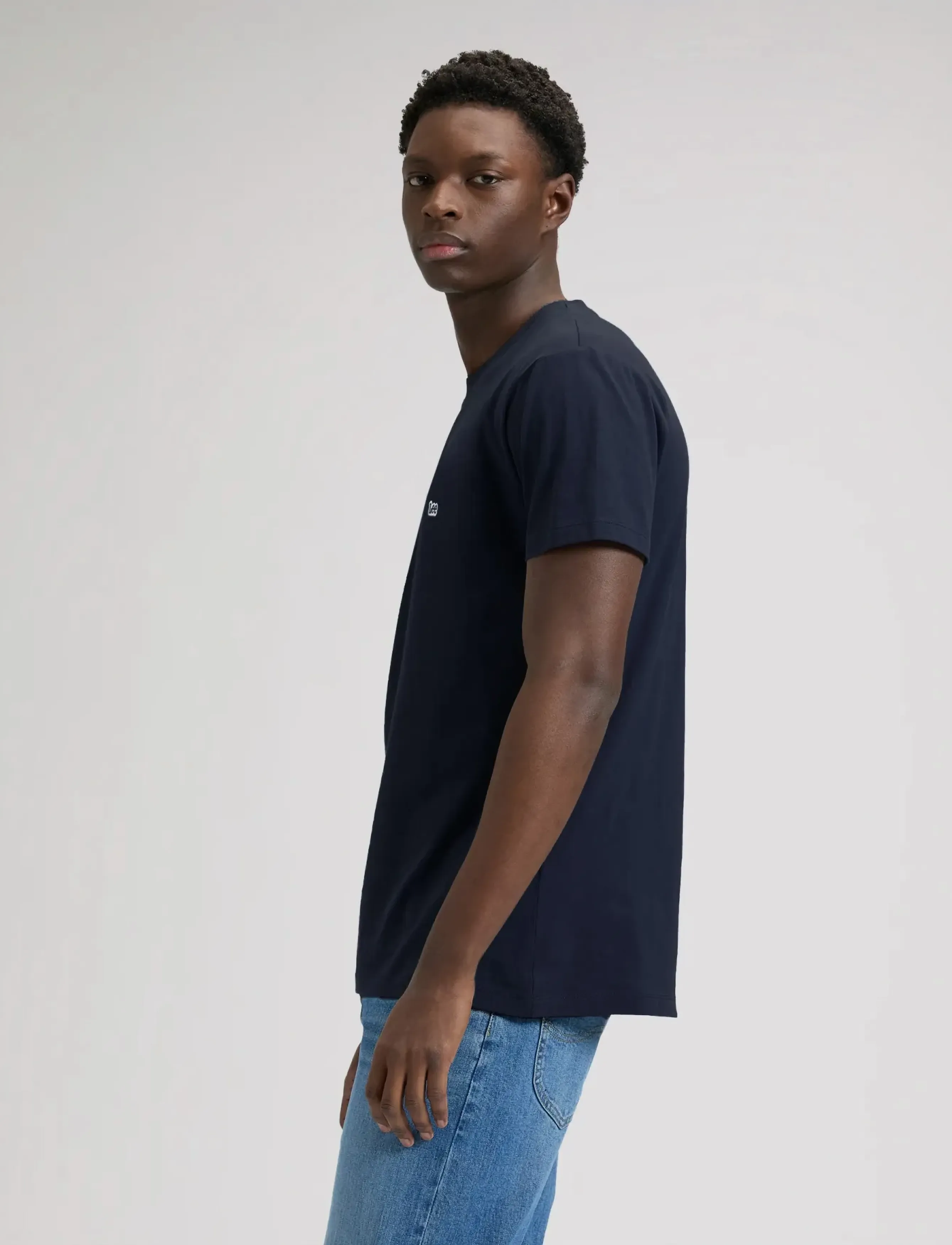 Lee Jeans - SS PATCH LOGO TEE - short-sleeved t-shirts - navy - 4