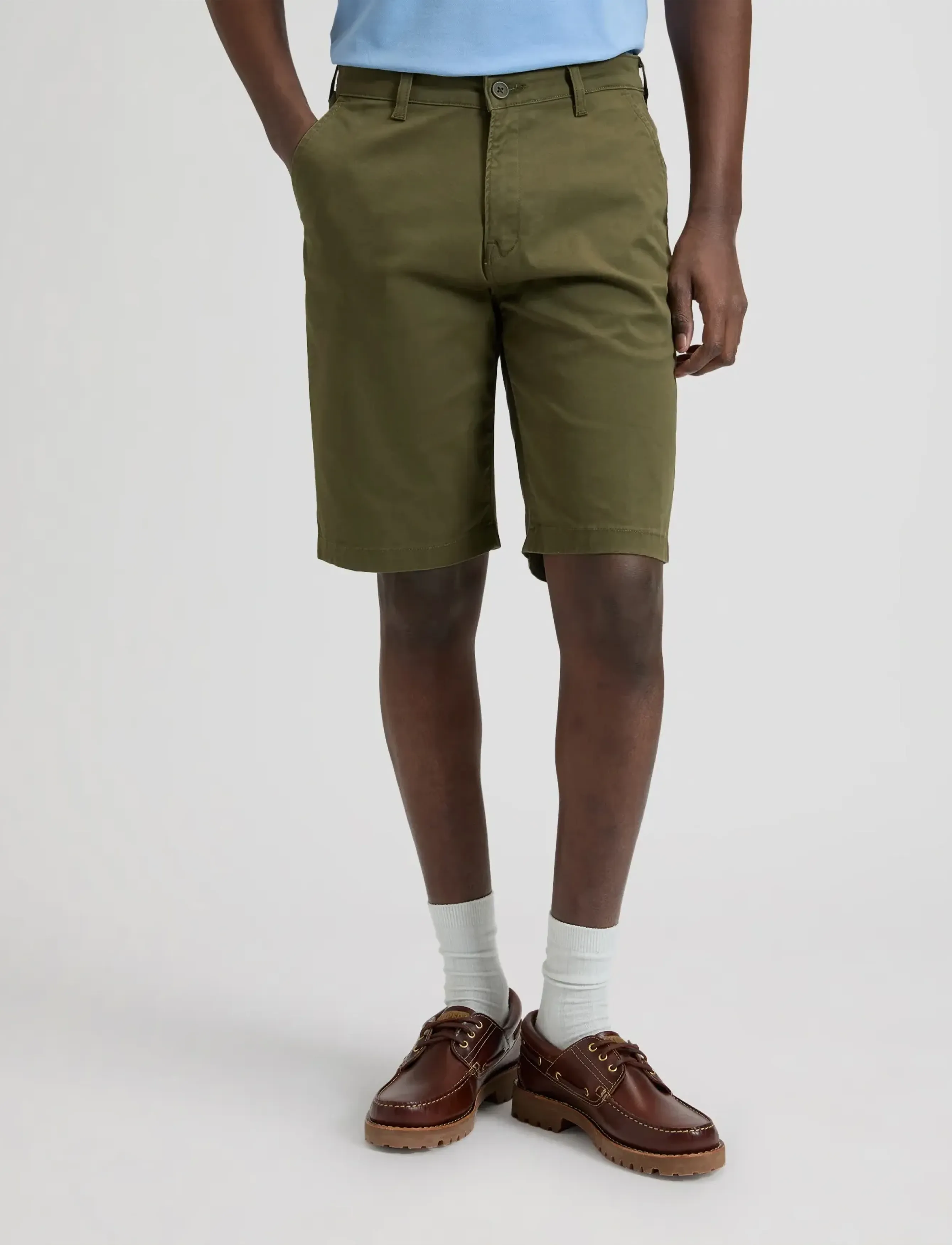 Lee Jeans REGULAR CHINO SHORT - Lühikesed püksid - OLIVE MOSS / khaki/green