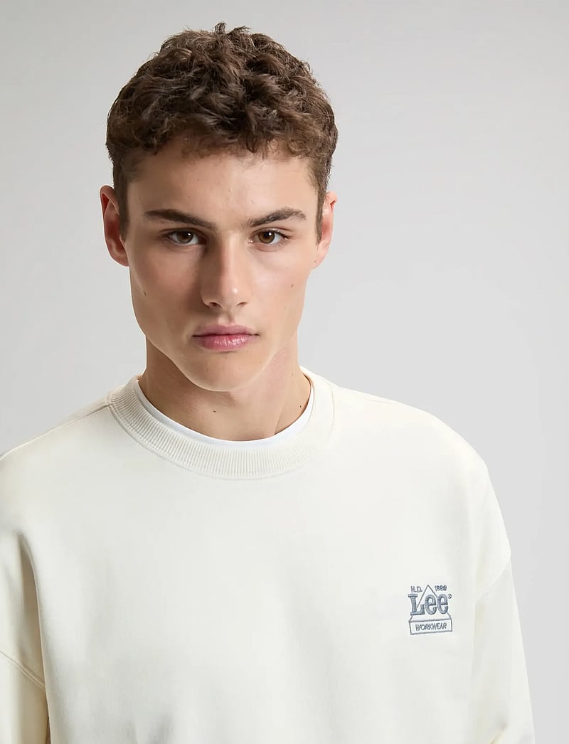 Lee Jeans - WORKWEAR ESS CREW - sweatshirts - natural - 5