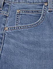 Lee Jeans - STELLA SHORT - denim shorts - ocean wide - 2