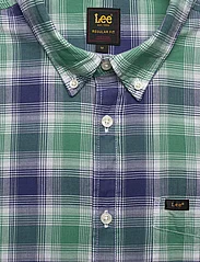Lee Jeans - LEE BUTTON DOWN SS - kortärmade skjortor - dandy green - 2