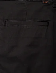 Lee Jeans - REGULAR CHINO SHORT - laveste priser - black - 4