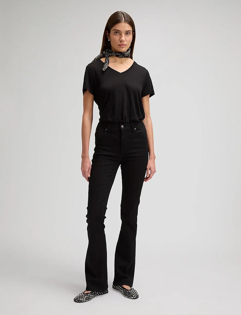 Lee Jeans - V NECK TEE - t-krekli - black - 3
