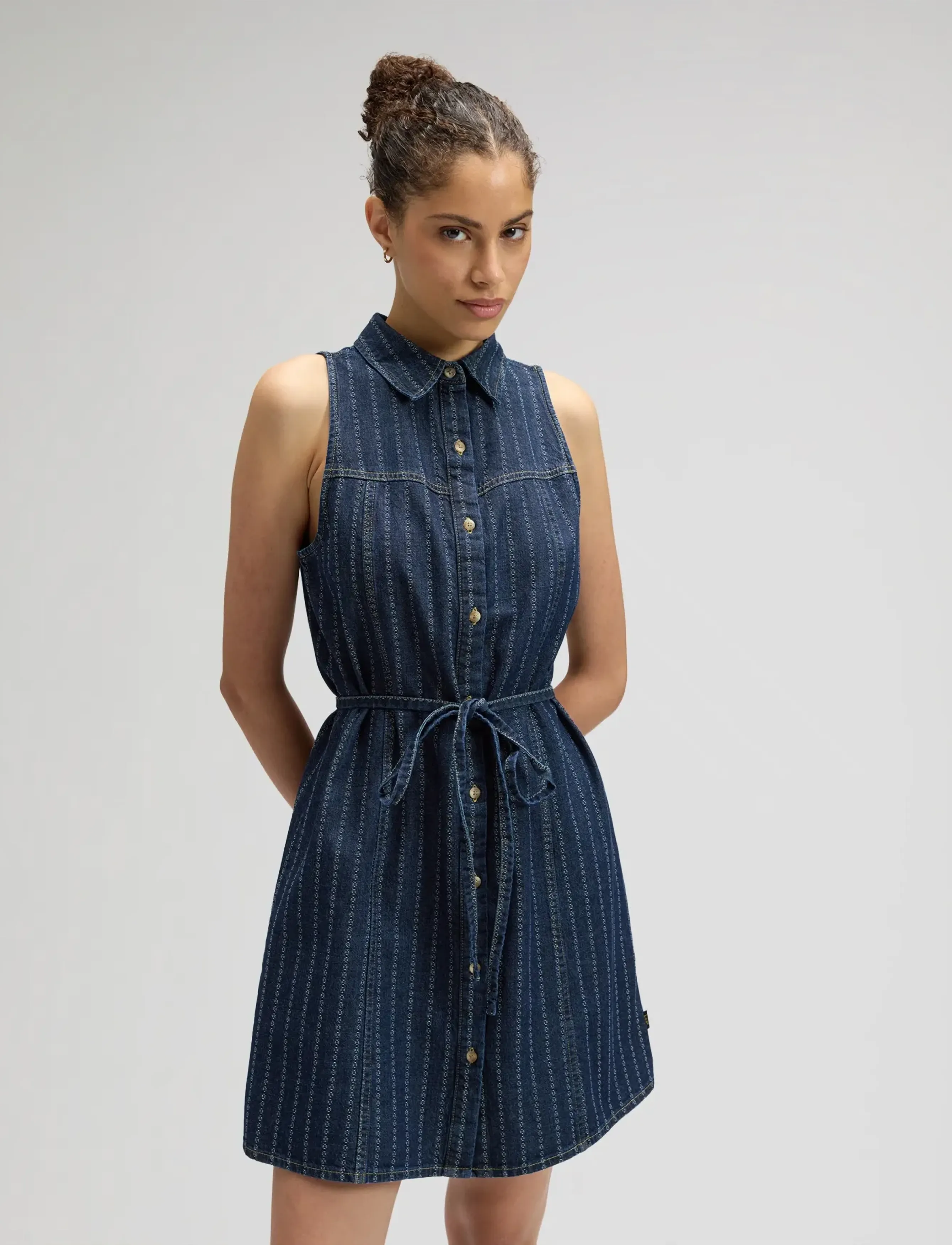 Lee Jeans SLEEVELESS DENIM DRESS - Cowboykjoler - INDIGO RUSH / navy