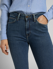 Lee Jeans - SCARLETT HIGH ZIP - siaurėjantys džinsai - mid ely - 9