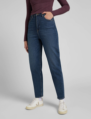 Lee Jeans - STELLA TAPERED - tapered jeans - dark ruby - 2
