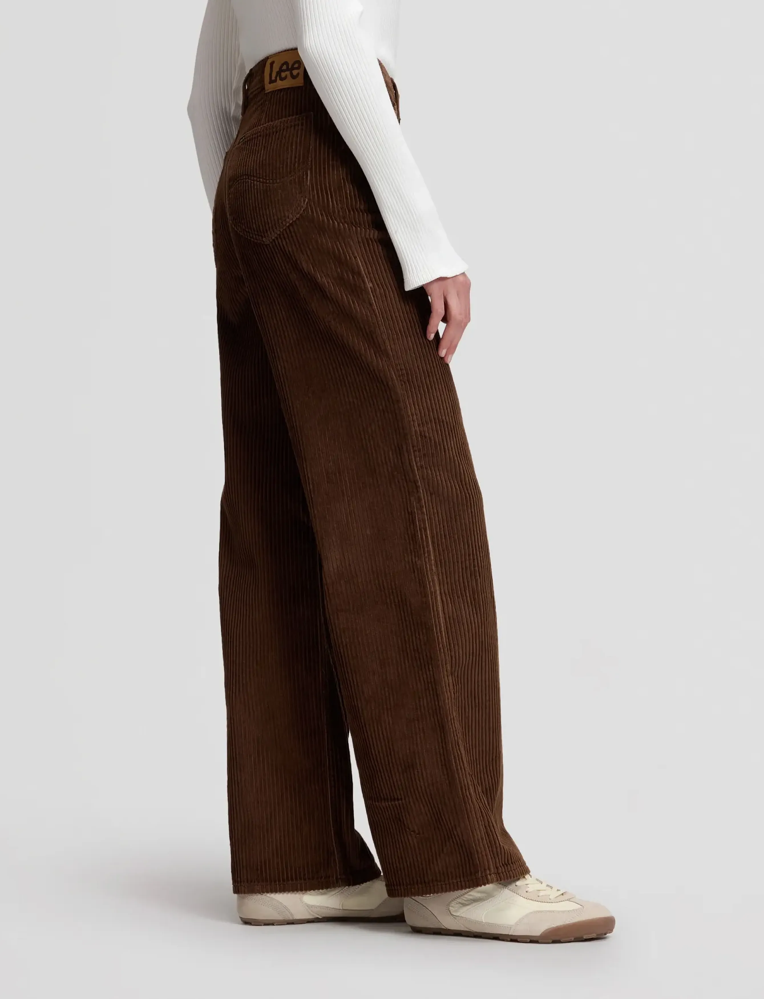 Lee Jeans - STELLA - hosen mit weitem bein - shaved chocolate - 4