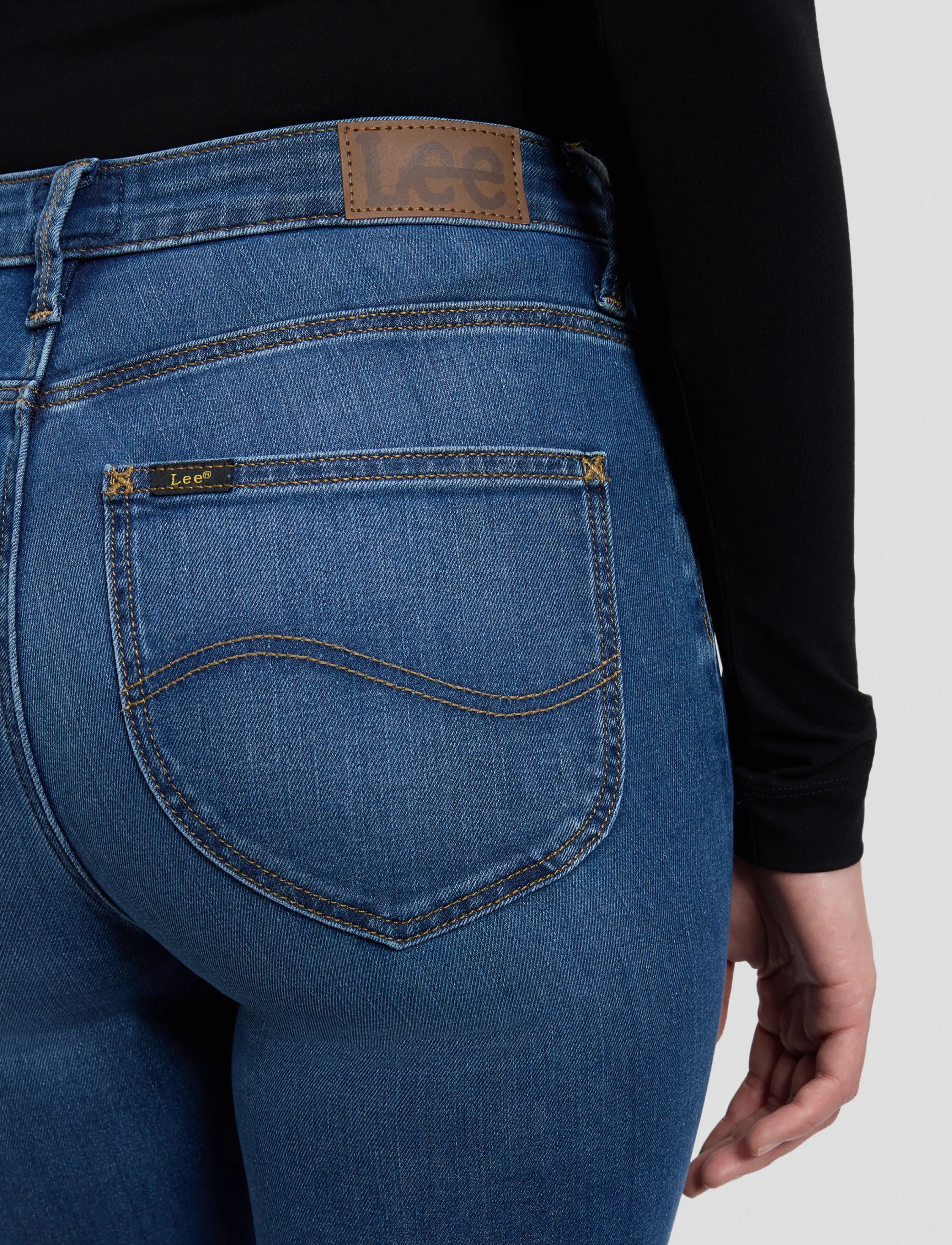 Lee Jeans - BREESE BOOT - bootcut jeans - mid worn in - 5