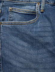 Lee Jeans - BREESE BOOT - platėjantys džinsai - mid worn martha - 8