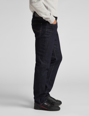 Lee Jeans - BROOKLYN STRAIGHT - regular piegriezuma džinsa bikses - rinse - 5