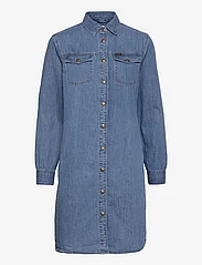 Lee Jeans - SHIRT DRESS - sukienki dżinsowe - mid stone - 0