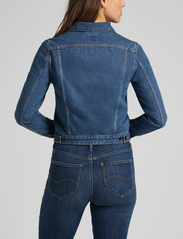 Lee Jeans - RIDER JACKET - denim jackets - sienna bright - 4