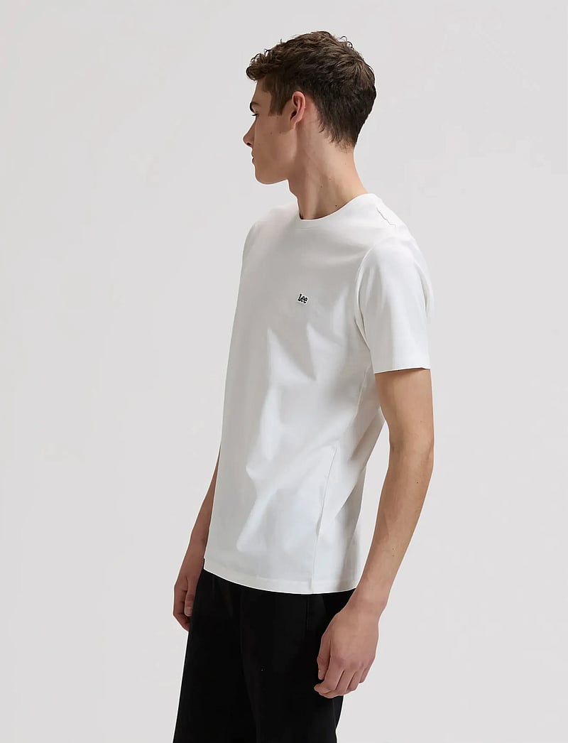 Lee Jeans - SS PATCH LOGO TEE - short-sleeved t-shirts - white - 4