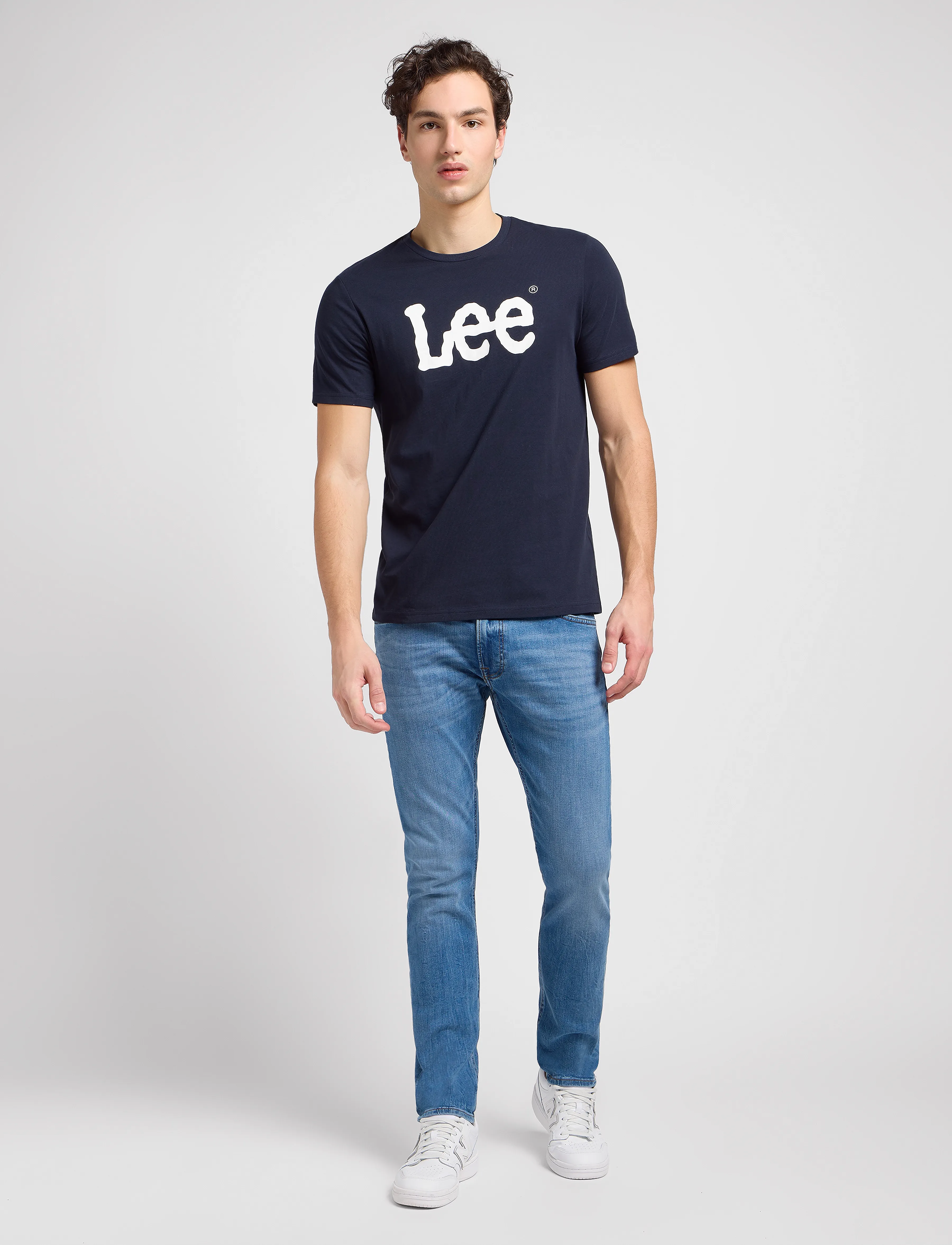 Lee Jeans - WOBBLY LOGO TEE - short-sleeved t-shirts - navy drop - 4