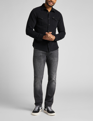 Lee Jeans - DAREN ZIP FLY - tavalised teksad - dk worn magnet - 4