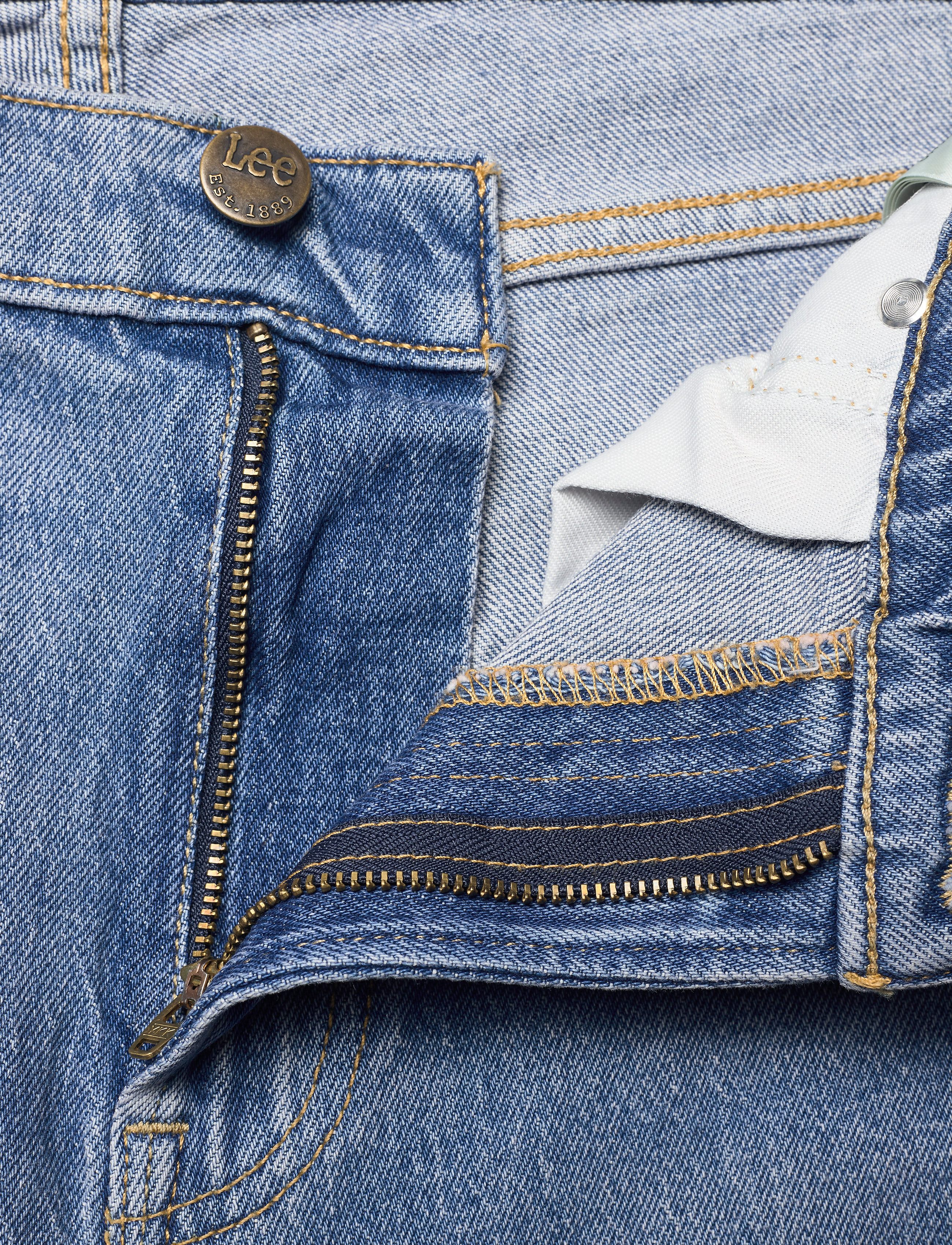 Lee Jeans - WEST - mid soho - 3