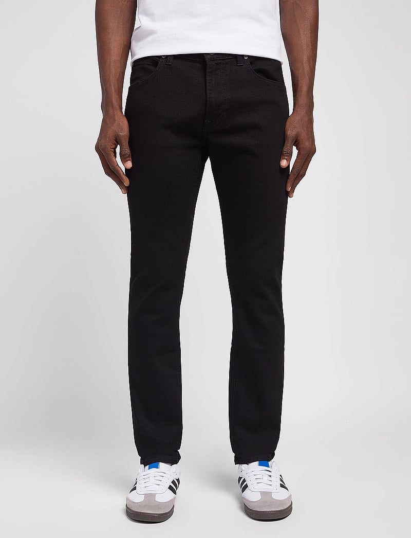 Lee Jeans - LUKE - tapered jeans - clean black - 1