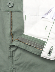 Lee Jeans - REGULAR CHINO SHORT - chinos - fort green - 8
