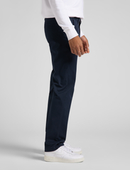 Lee Jeans - REGULAR CHINO SHORT - chino stila bikses - deep navy - 5