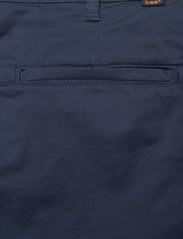 Lee Jeans - REGULAR CHINO SHORT - chino stila bikses - deep navy - 9