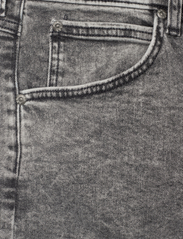Lee Jeans - 5 POCKET SHORT - jeans shorts - grey storm - 7