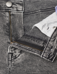 Lee Jeans - 5 POCKET SHORT - lühikesed teksapüksid - grey storm - 8
